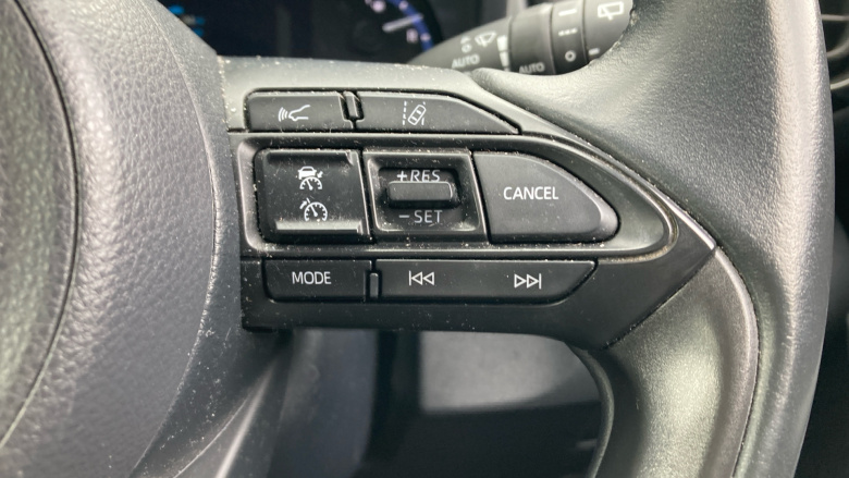 Toyota Yaris Cross 1.5 Hybrid Design 5dr CVT Hybrid Estate
